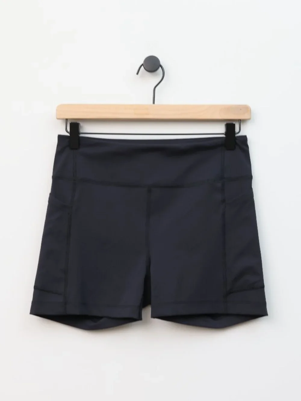 Outdoor Voices Black 3.5